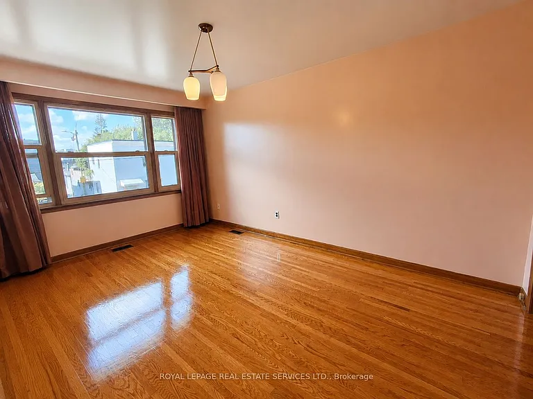 5 Pendrith St — Photo 2