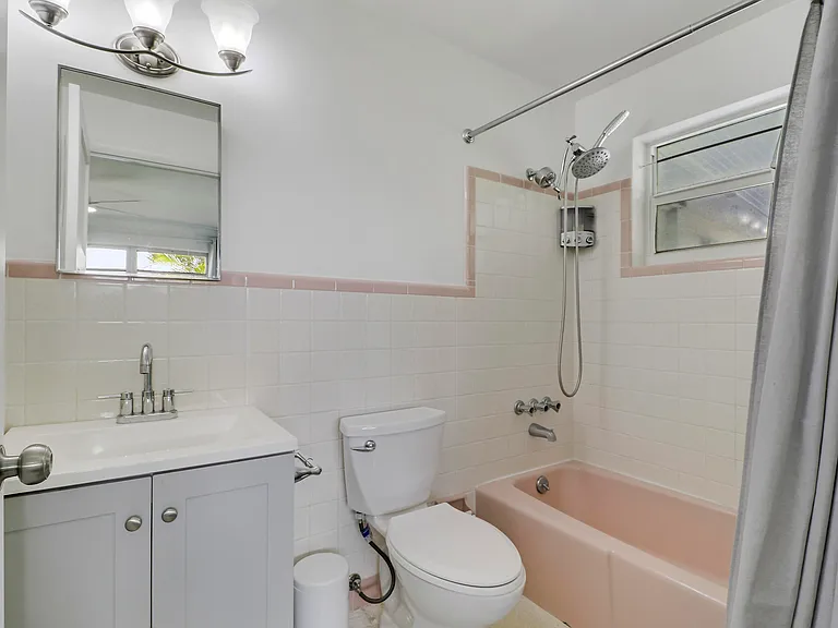 1518 Summer Ave — Photo 33
