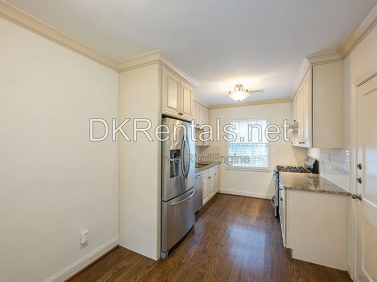 55 Delmont Dr NE #D3 — Photo 9