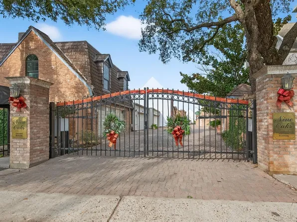 5338 Brownway St #B19, Houston, TX 77056