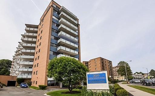 2nd image of 300 Lynn Shore Dr APT 800