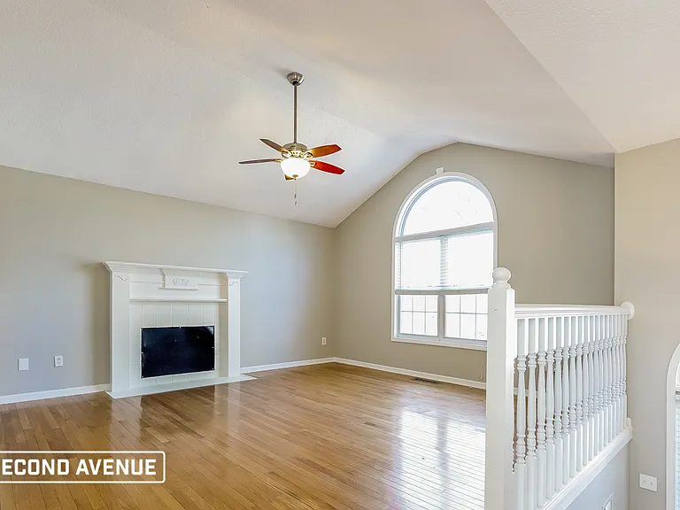 4204 Akins Ridge Ln — Photo 14