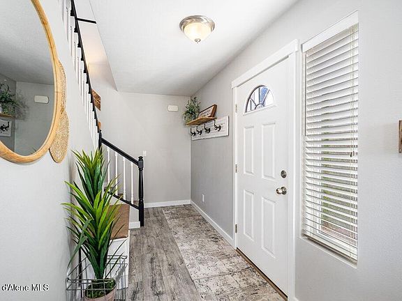 2nd image of 3361 E Brownstone Ave