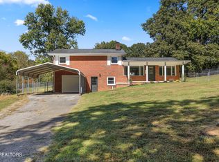 582 Strange Rd, Lenoir City, TN 37772