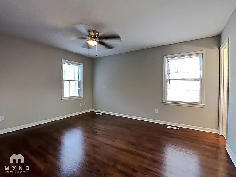 6815 Saddle Ridge Rd — Photo 10