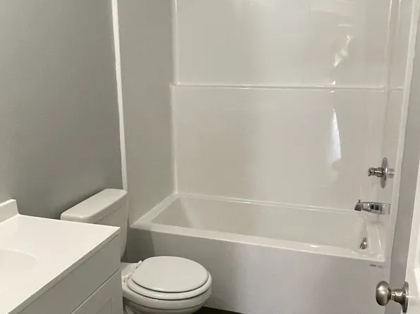 4-102 South St #4, Hattiesburg, MS 39401