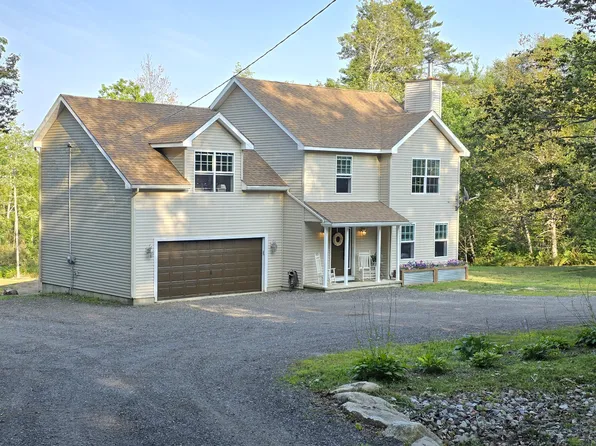 67 Ward Road, Prospect, ME 04981