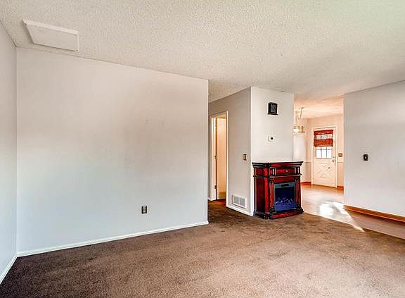 4th image of 16059 E Radcliff Pl APT B