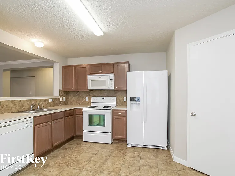 3043 Legends York Dr — Photo 5