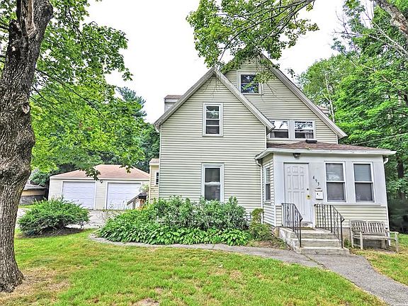 3rd image of 493 Pearl St