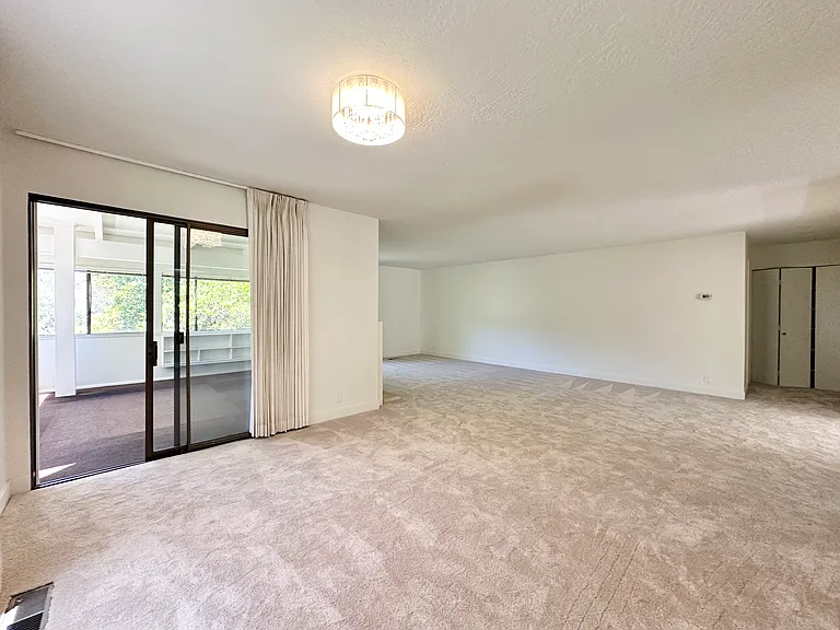 3424 Rossmoor Pkwy #2 — Photo 9