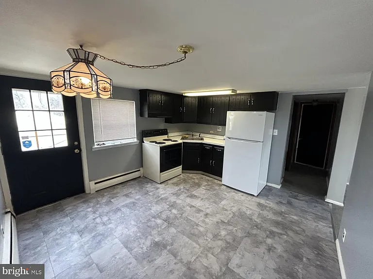 513 Cedar Ave — Photo 4
