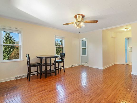 5th image of 1336 E Lincoln Ave