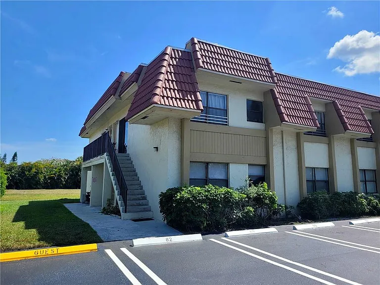11096 Royal Palm Blvd — Photo 17