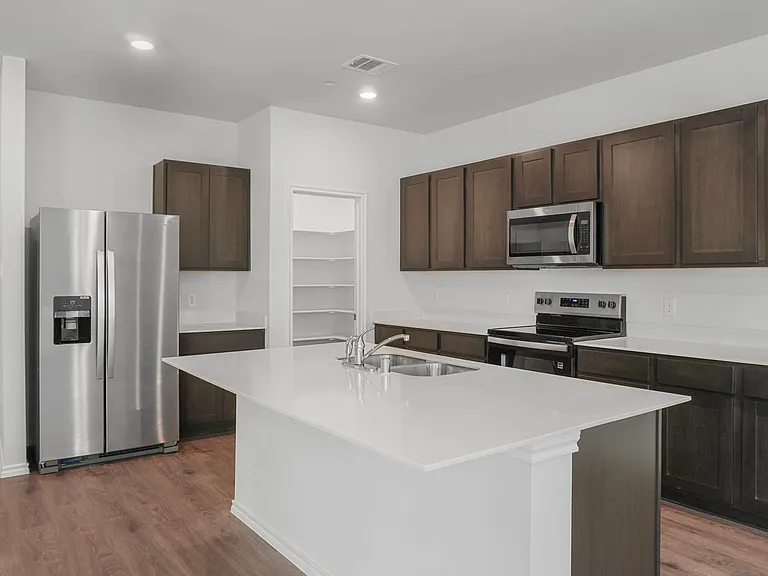 7004 Moonflower Ln — Photo 8
