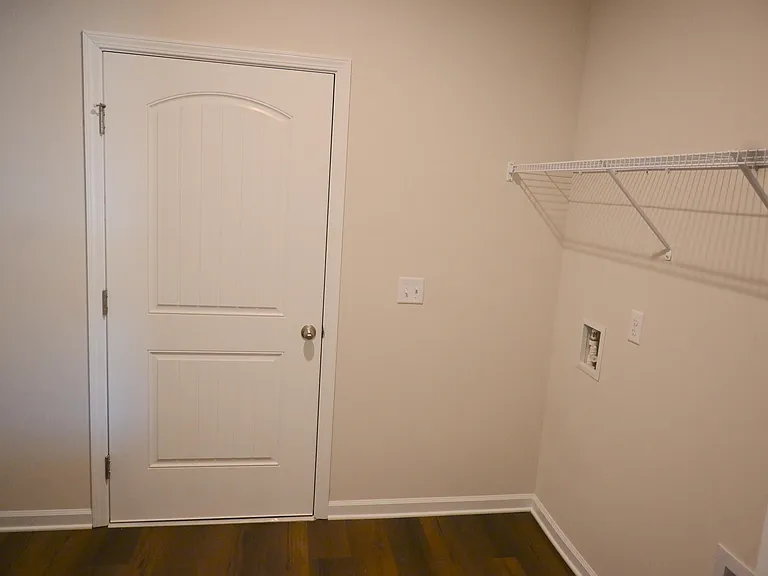 983 Manitou Cir — Photo 15