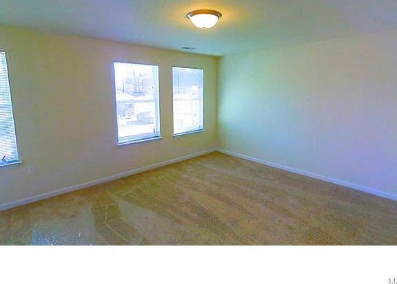 5th image of 9953 Linn Ave