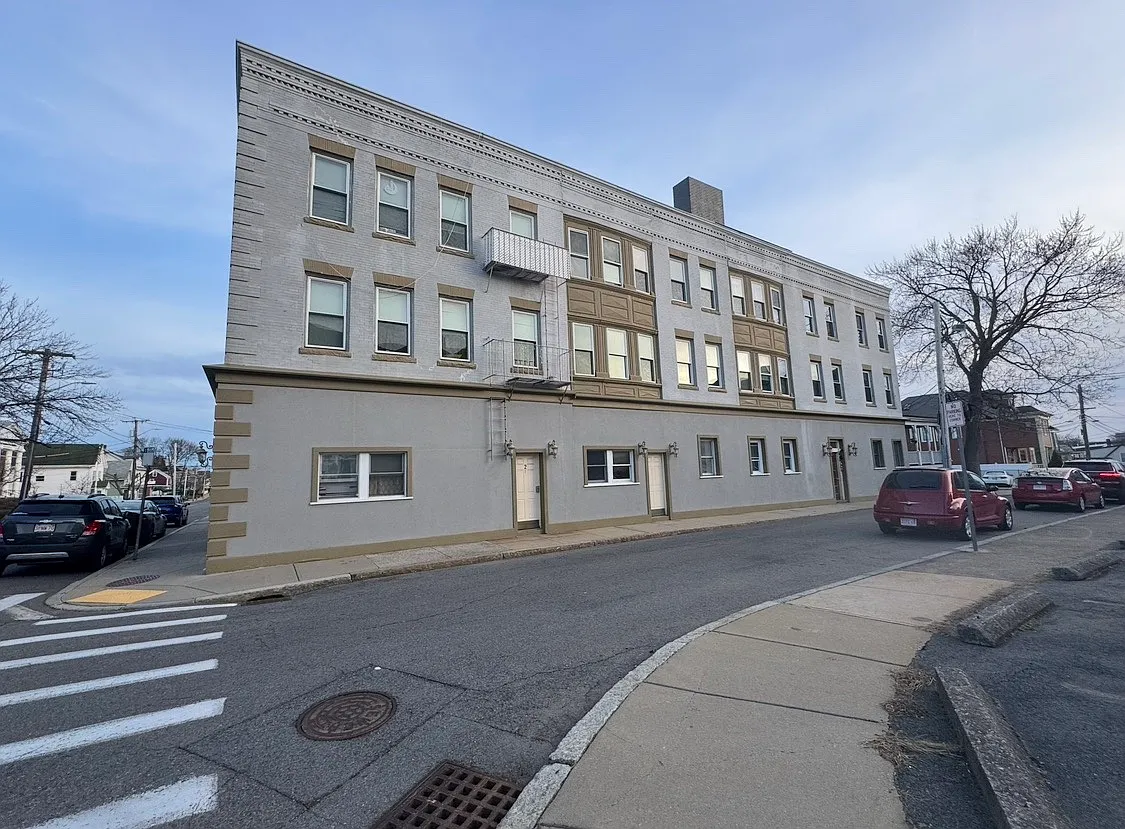 1 bed, $1,950 — Photo 1