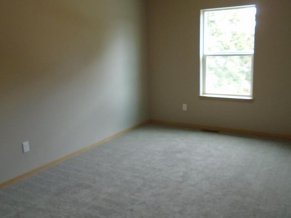 3rd image of 703 N 29th Ave #1