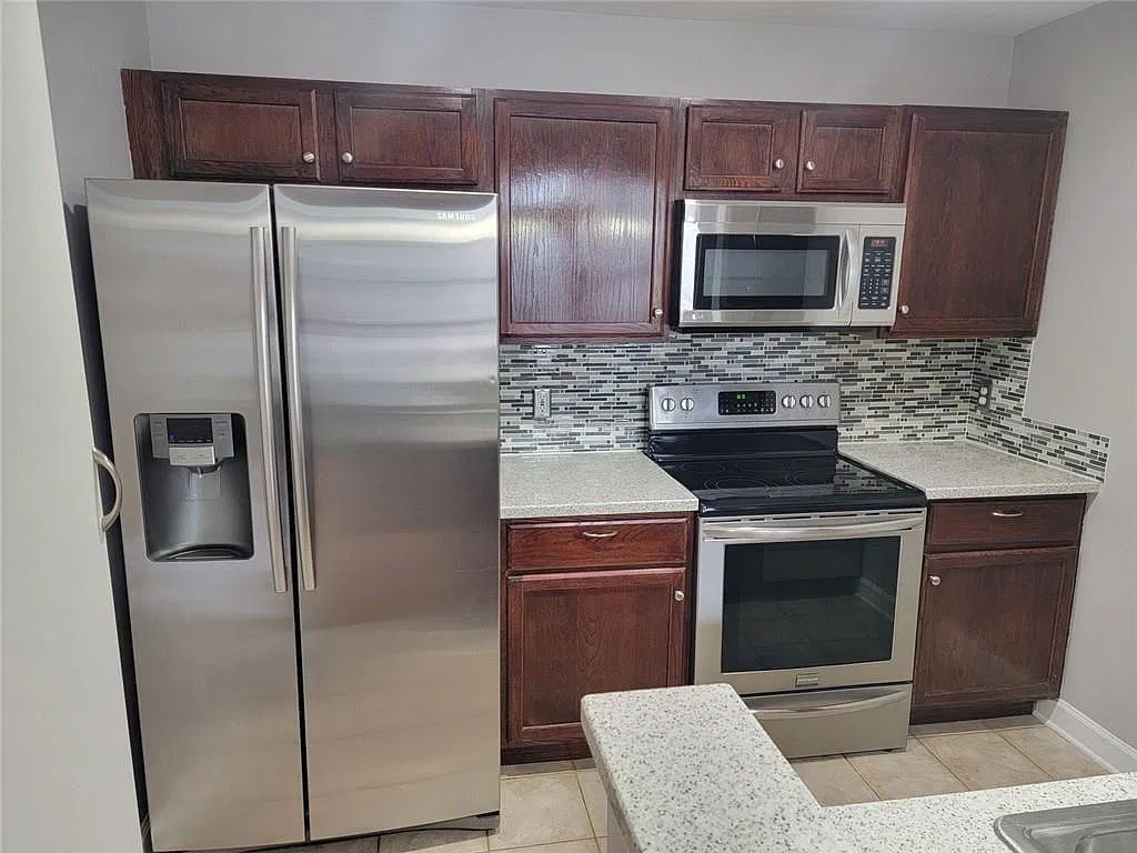 2 bed, 2.0 bath, $2,500 — Photo 4