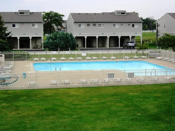 6290 N Harris Harbor Dr, Oak Harbor, OH 43449