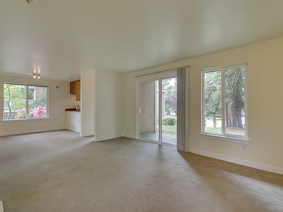 4th image of 14106 NE 181st Pl APT F101