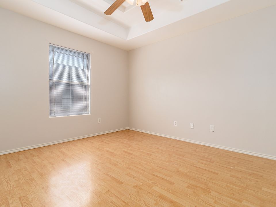 2nd image of 1131 S Mon Mack Rd #4