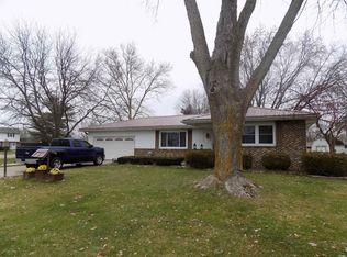 52269 Country Acres Dr, Elkhart, IN 46514