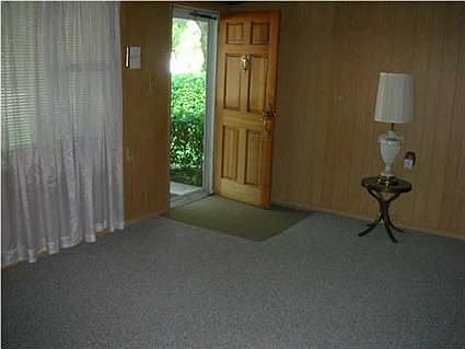 2nd image of 2718 S Saint James Blvd