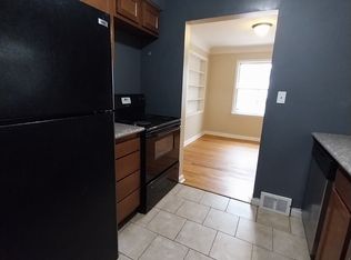 20090 Green Oak Dr, Euclid, OH 44117