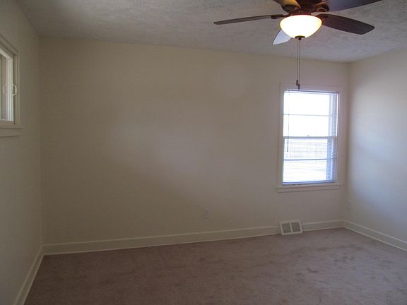 4th image of 5300 W Benton St
