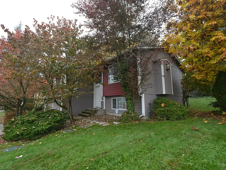 11212 67th Avenue Ct E — Photo 17