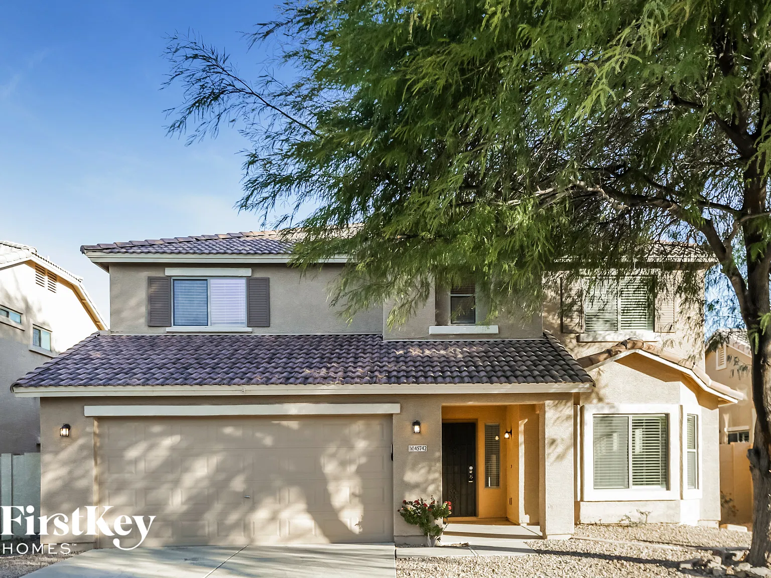 5 bed, 3.0 bath, 3006 sqft, $2,425 — Photo 1
