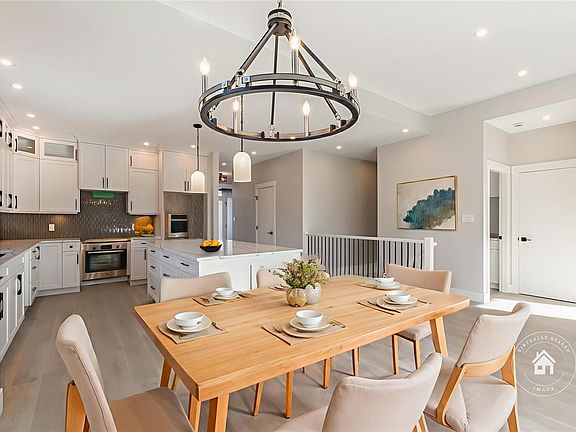 3rd image of 626 Farrell Rd #37