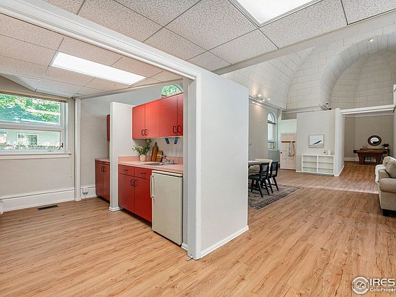 4th image of 500 N Grant Ave