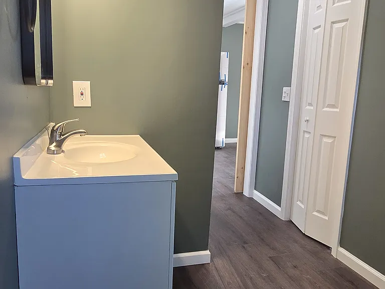 300 N Detroit St #1 — Photo 3