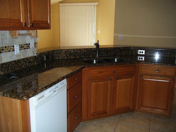 4th image of 4928 Hook Hollow Cir
