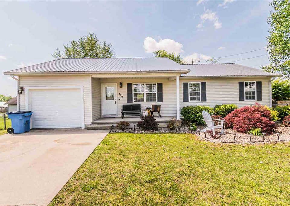 1st image of 107 Cascade Ct