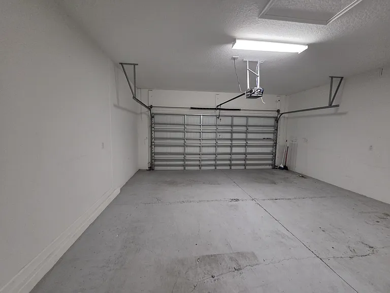 4618 Saint Bernard Dr — Photo 17