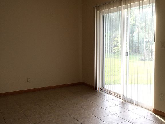 4th image of 5520-22 Hunley Ct #5522