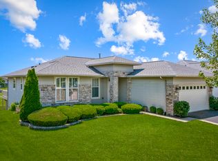 12713 Cold Springs Dr, Huntley, IL