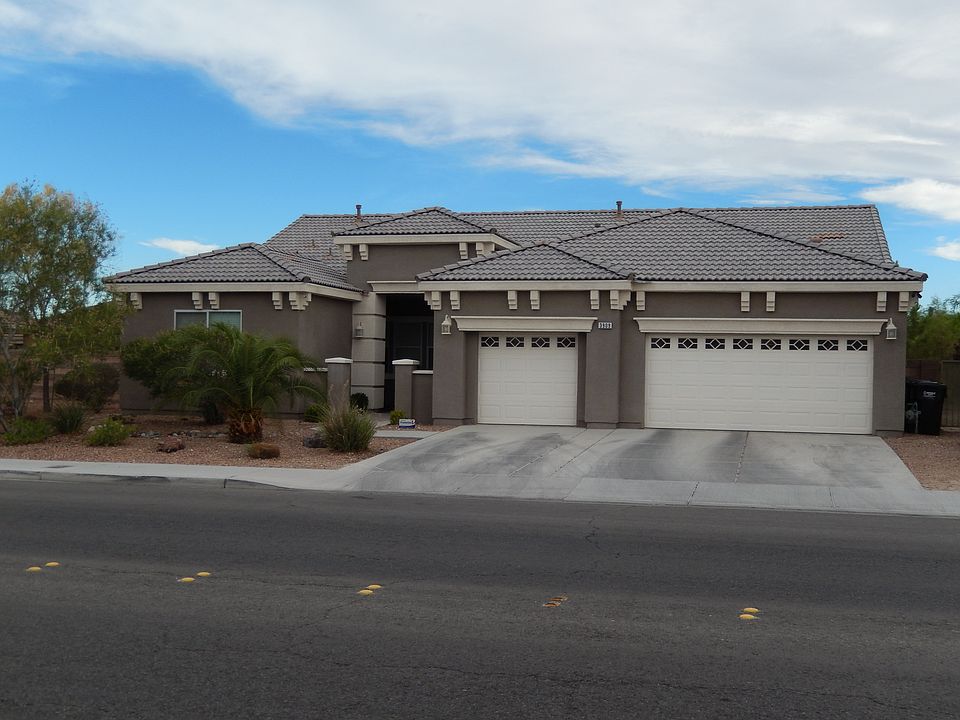 1st image of 3909 W Hammer Ln