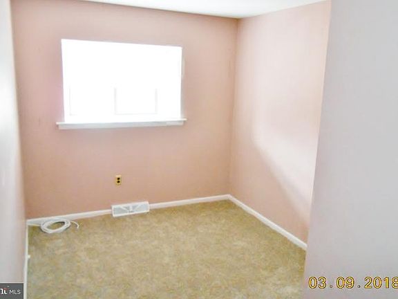 4th image of 1103 Blair Ct