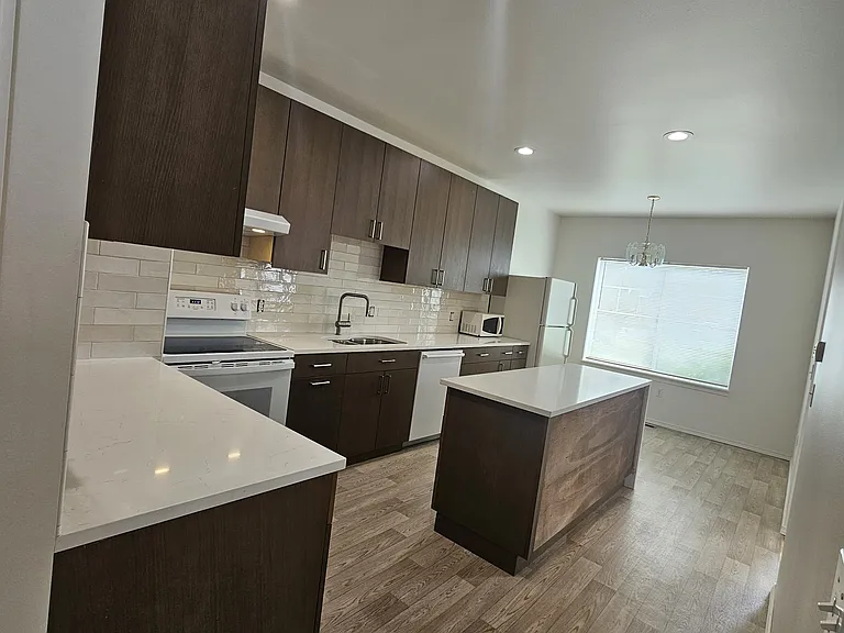 4453 Tolt Ave #B — Photo 13