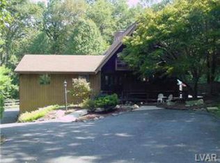 6535 Crown Ln, Zionsville, PA 18092