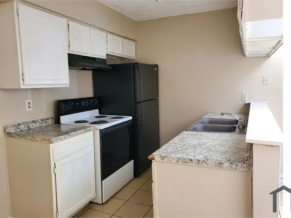 1400 Clamp Ave, San Antonio, TX 78221