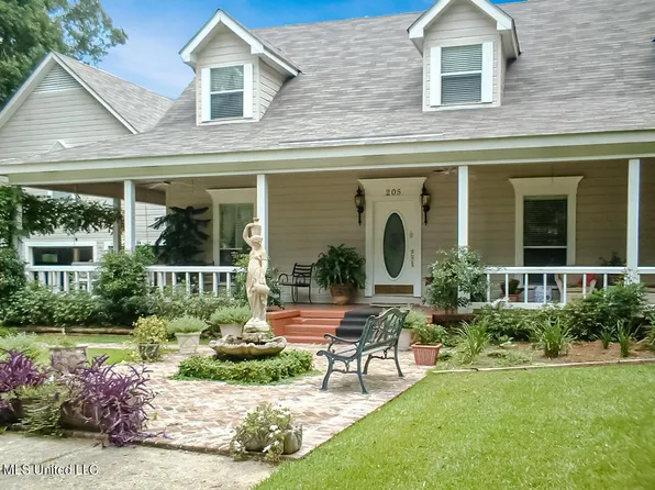 205 David Sherman Rd, Newhebron, MS 39140