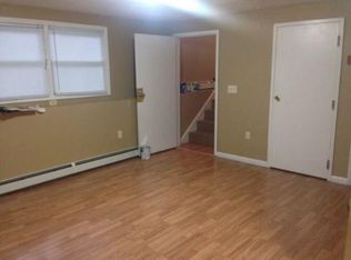 82 Indiana Ave, Providence, RI 02905