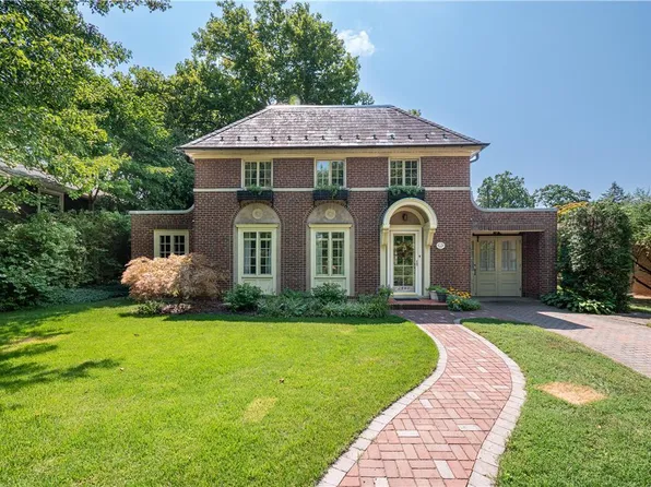 2440 Hamilton St, Allentown, PA 18104