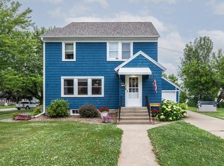236 Alleghany Ave, Wabasha, MN 55981